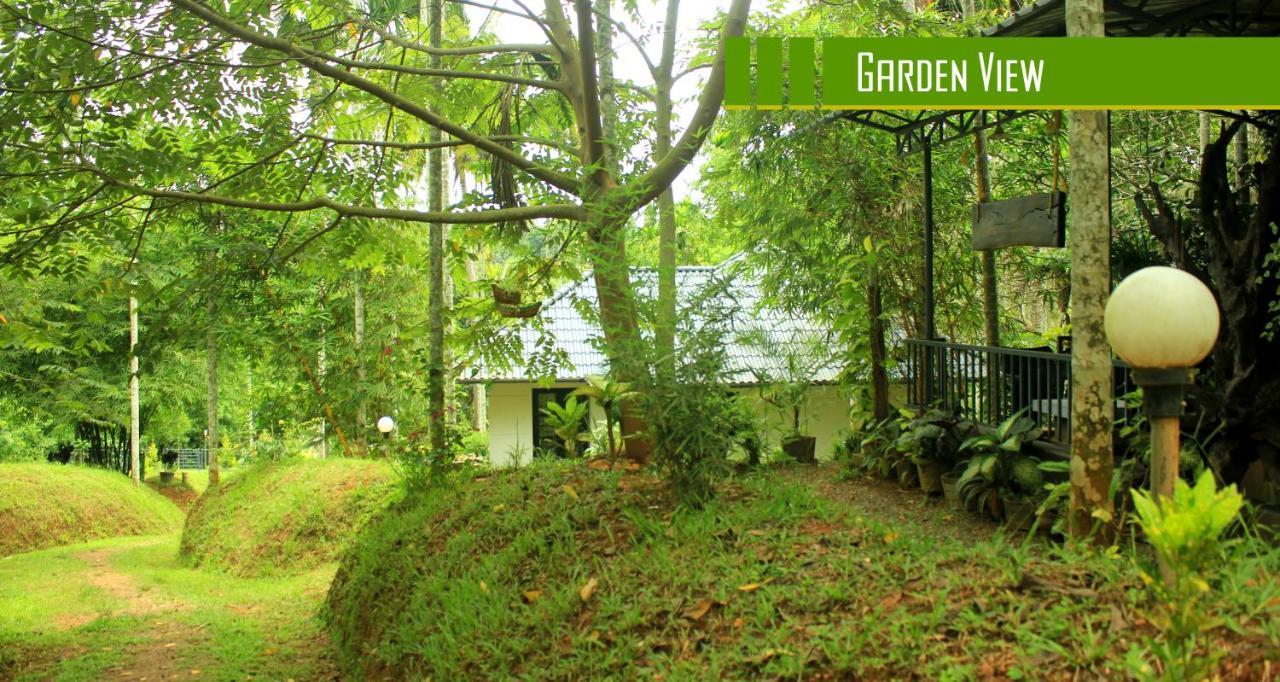 Vintage Garden Resort Sultan Bathery Exterior foto